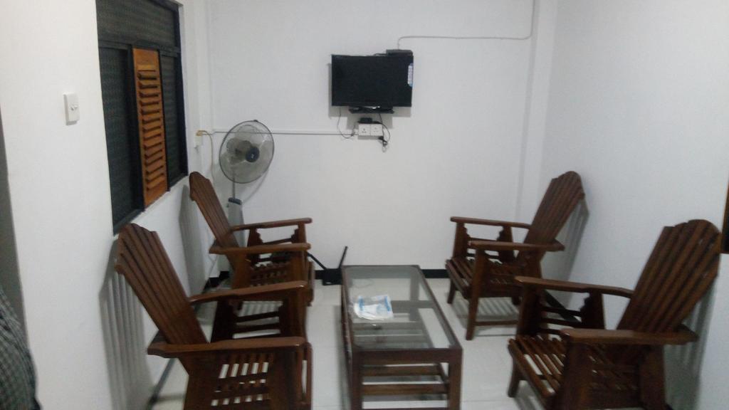 Relax Home Rambukkana Exterior foto
